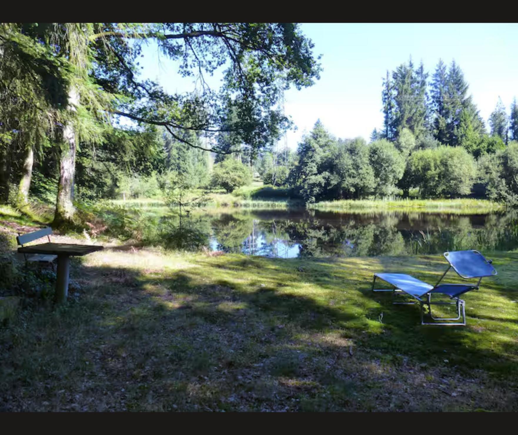 Cabane Limousine Au Bord D'Un Etang Bonnac-la-Cote Экстерьер фото