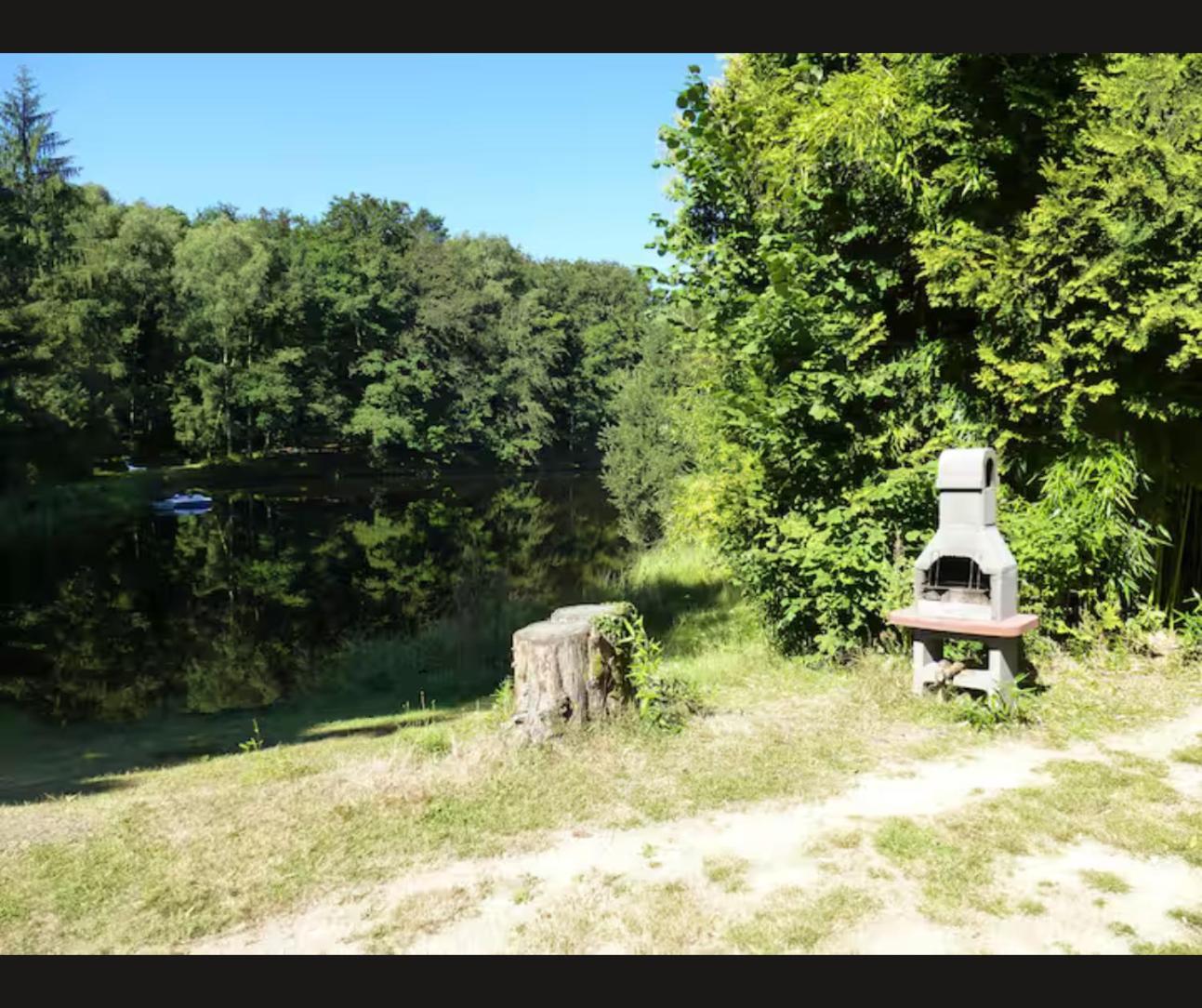 Cabane Limousine Au Bord D'Un Etang Bonnac-la-Cote Экстерьер фото